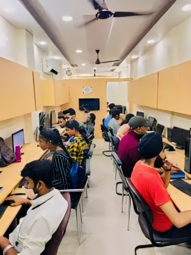 You are currently viewing Which is the Best Computer Institute in Delhi?